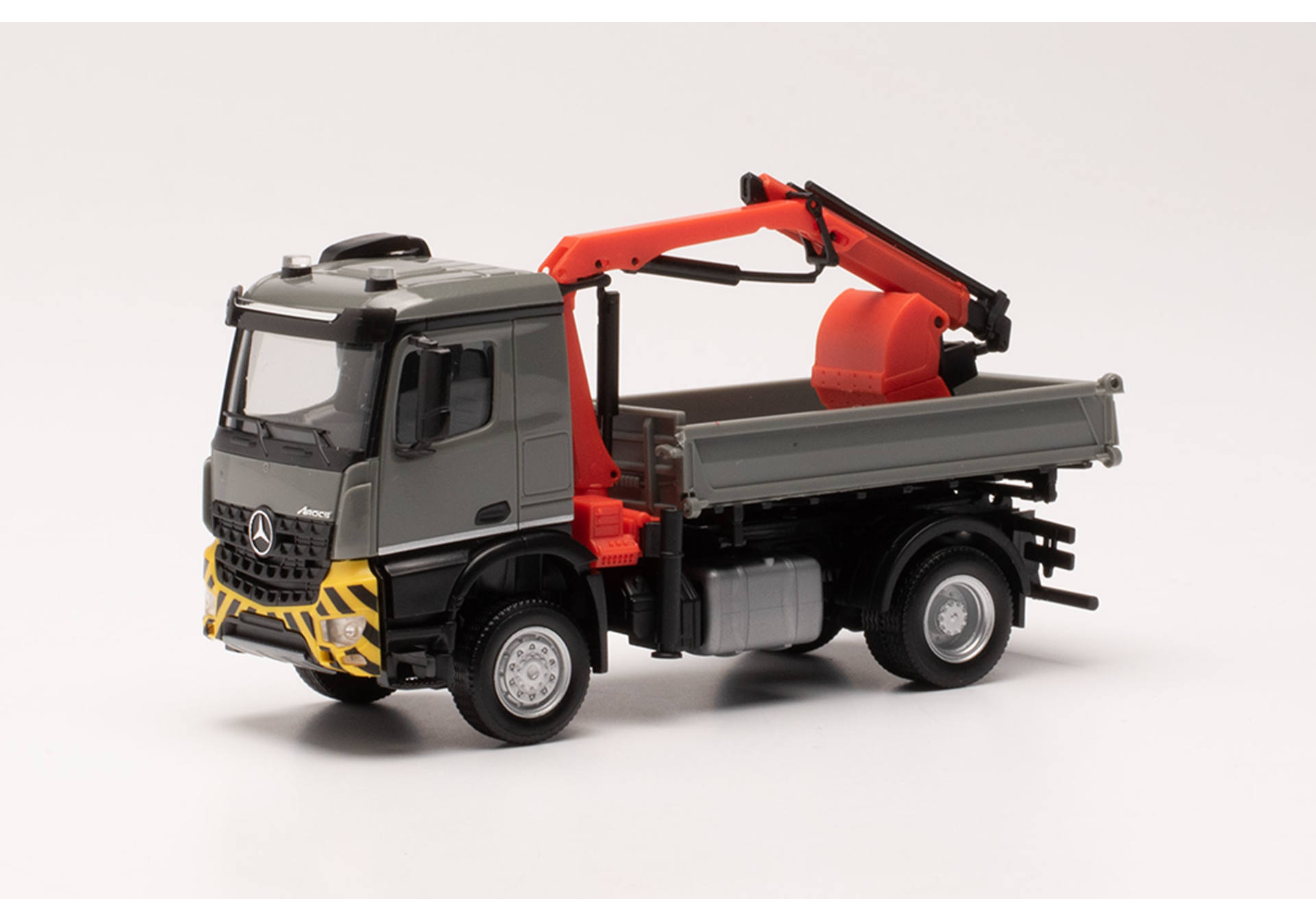 Herpa Mercedes Benz Arocs M Dreiseitenkipper Mit Ladekran Und