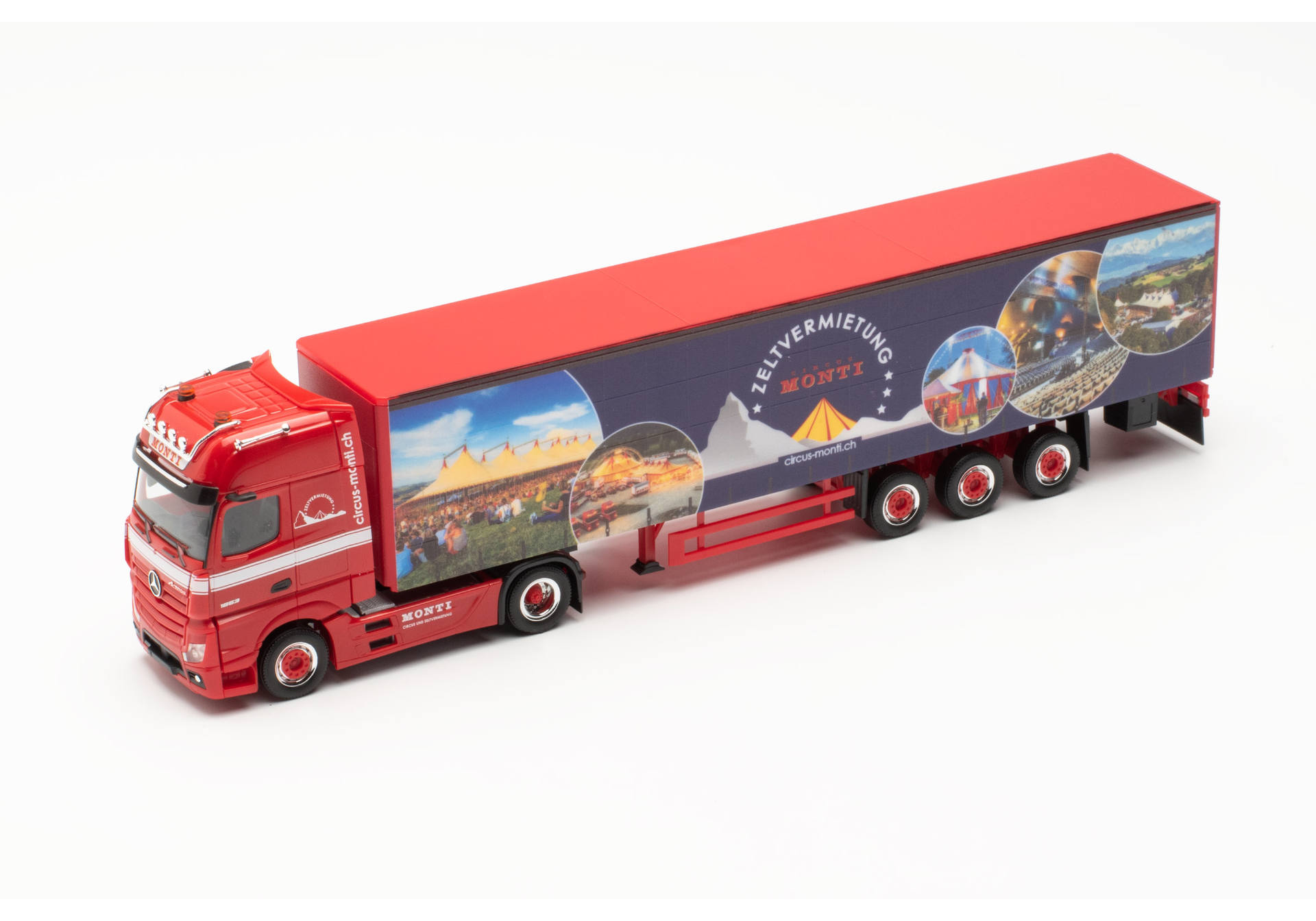 Mercedes-Benz Actros '18 Gigaspace curtain canvas semitrailer truck "Circus Monti"