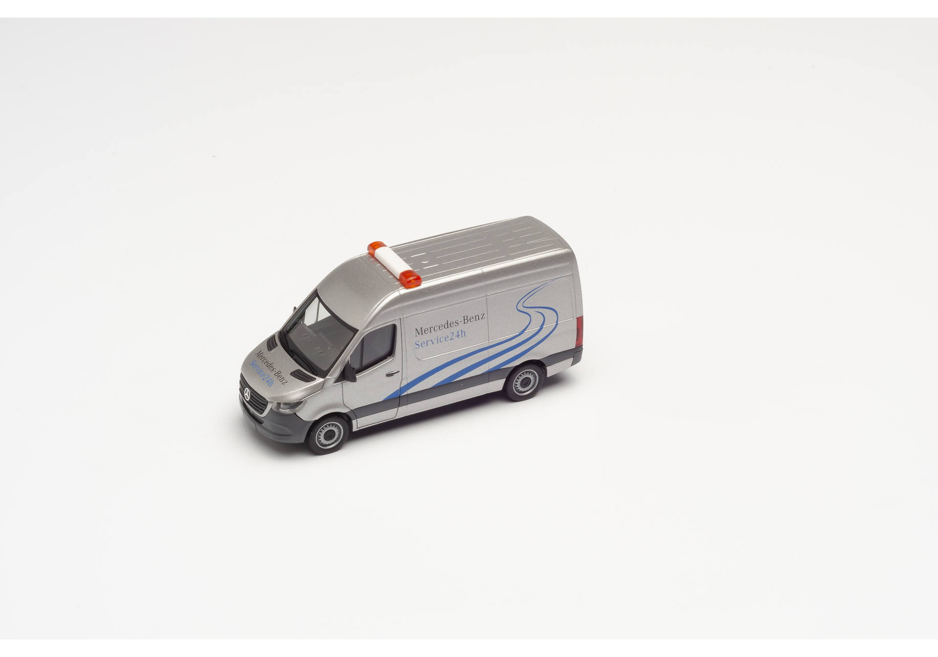 Mercedes-Benz Sprinter box truck "Mercedes-Benz 24h Service"