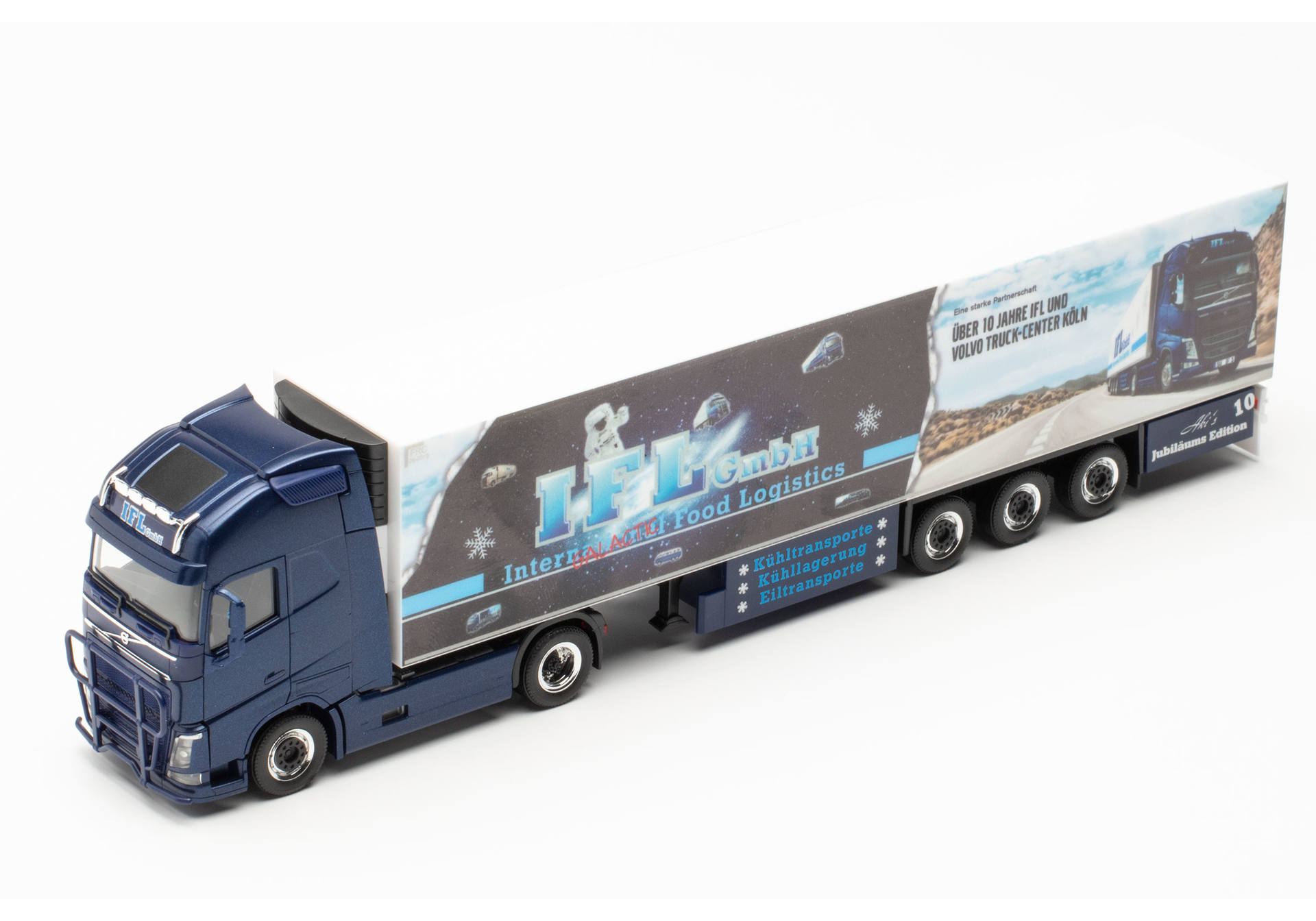 Volvo FH Gl. XL refrigerated box semitrailer truck „IFL Cologne"