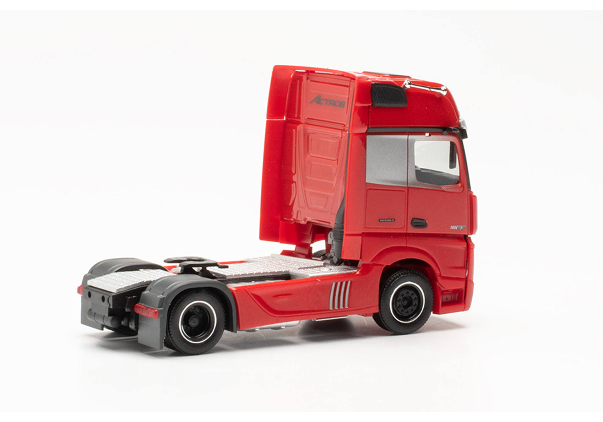 Mercedes-Benz Actros `18 Gigaspace tractor „Edition 3“, red