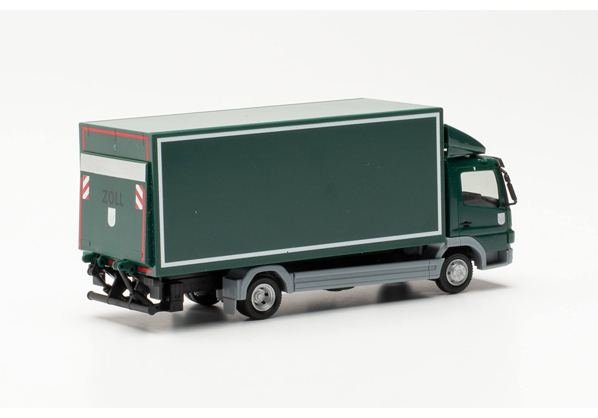 Mercedes-Benz Atego ‘10 box truck customs