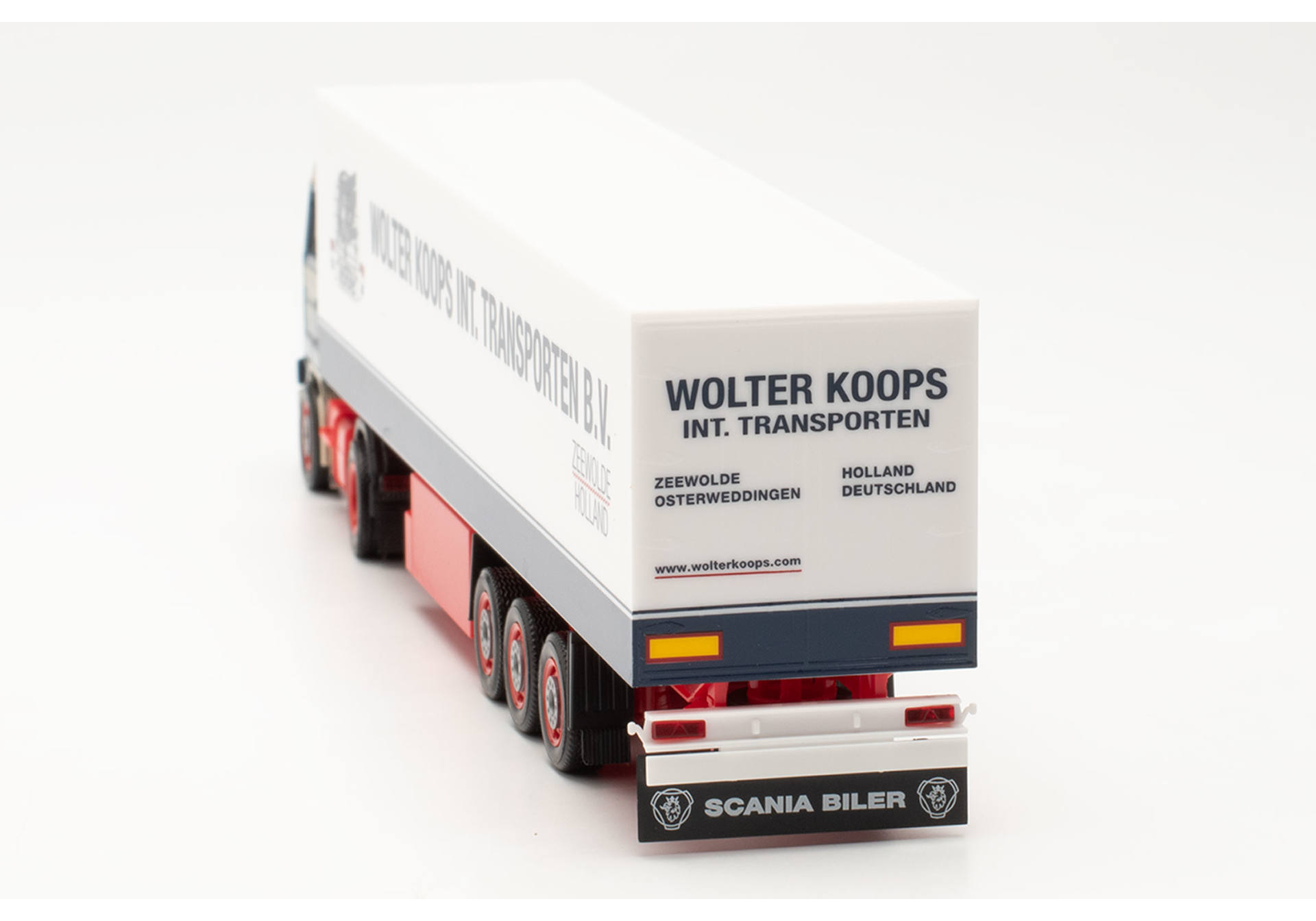 Scania 143 Streamline refrigerated semitrailer "Wolter Koops" (Netherlands/Zeevolde)