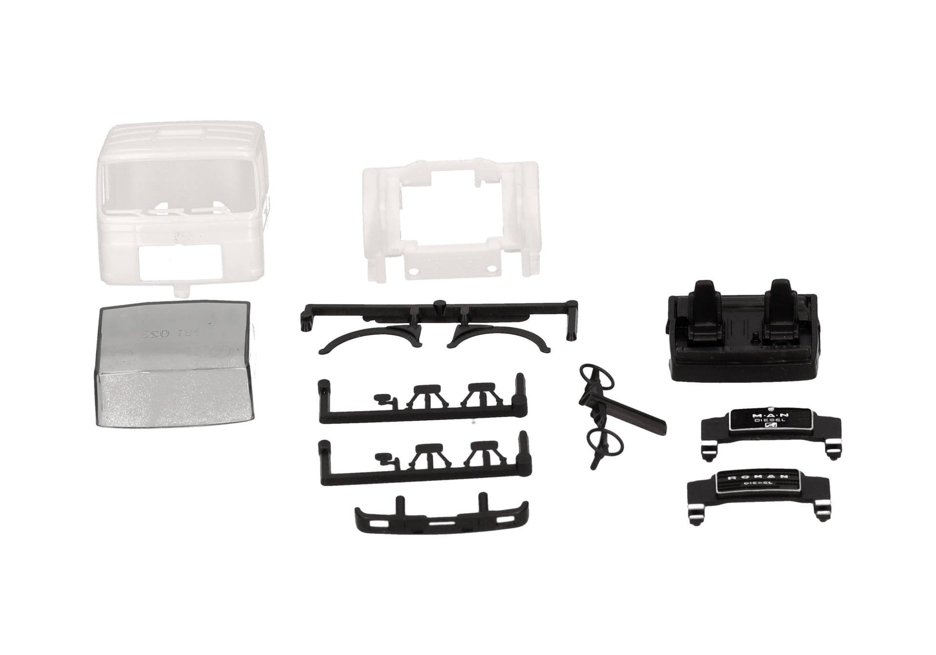 Parts service cabin MAN/Roman Diesel (2 pieces)