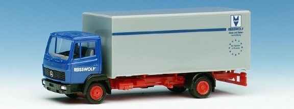 Mercedes-Benz LP 814 case truck 2A