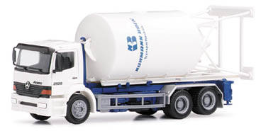 Mercedes-Benz ATEGO 2528 Wechsellader truck 3A with stand silo 225 m³