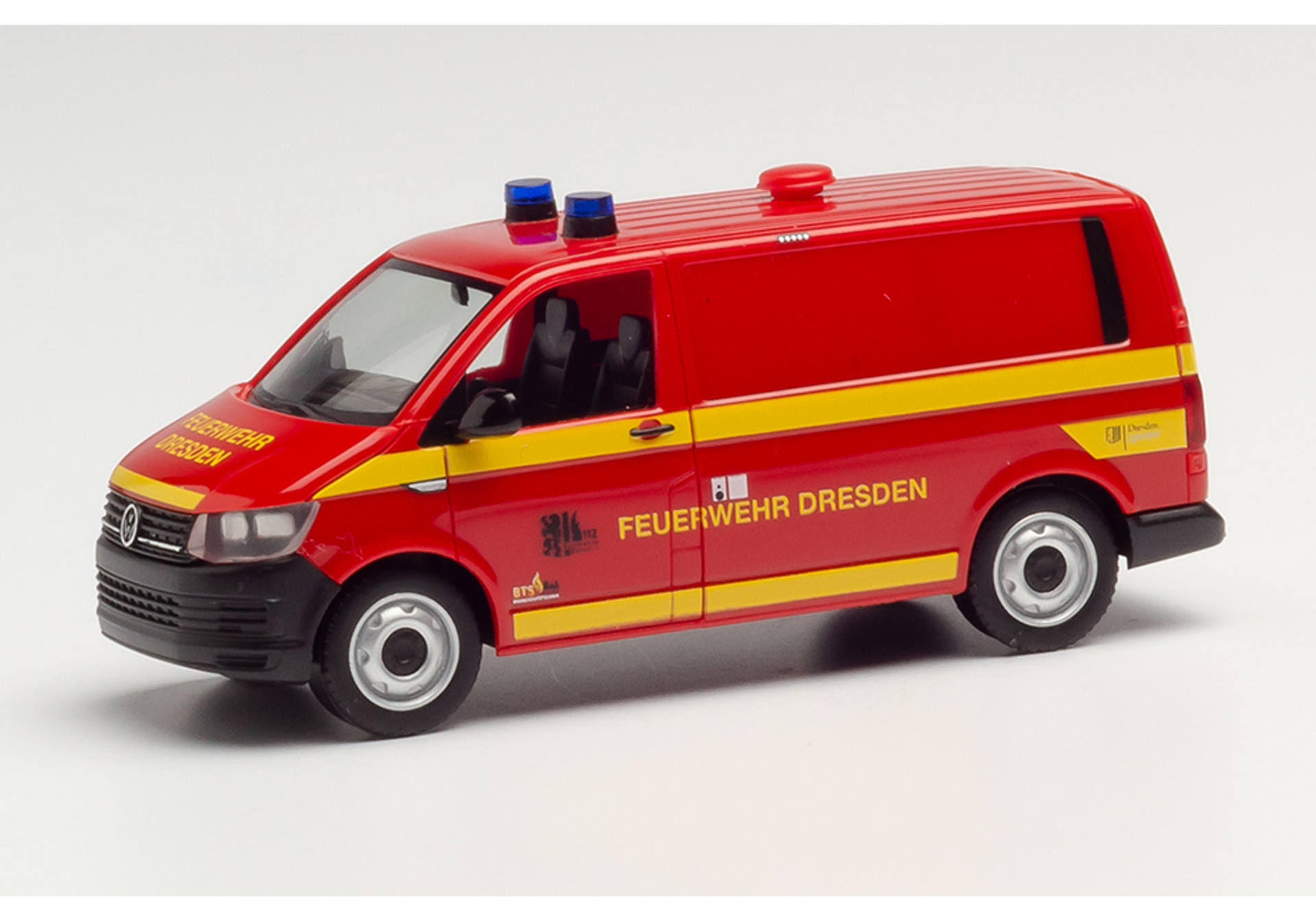 VW T6 box truck „Fire department Dresden“