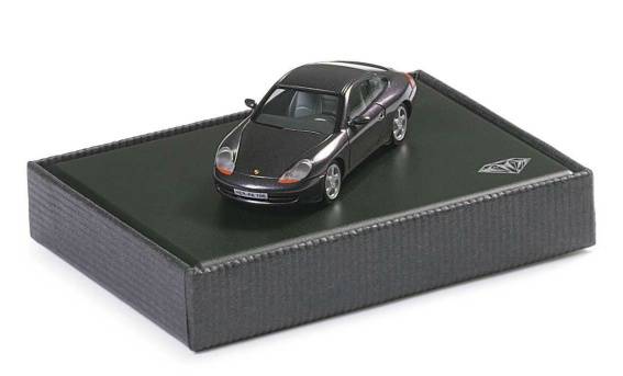 Porsche 911 (996) Coupé +++Brillant Serie 1:87+++