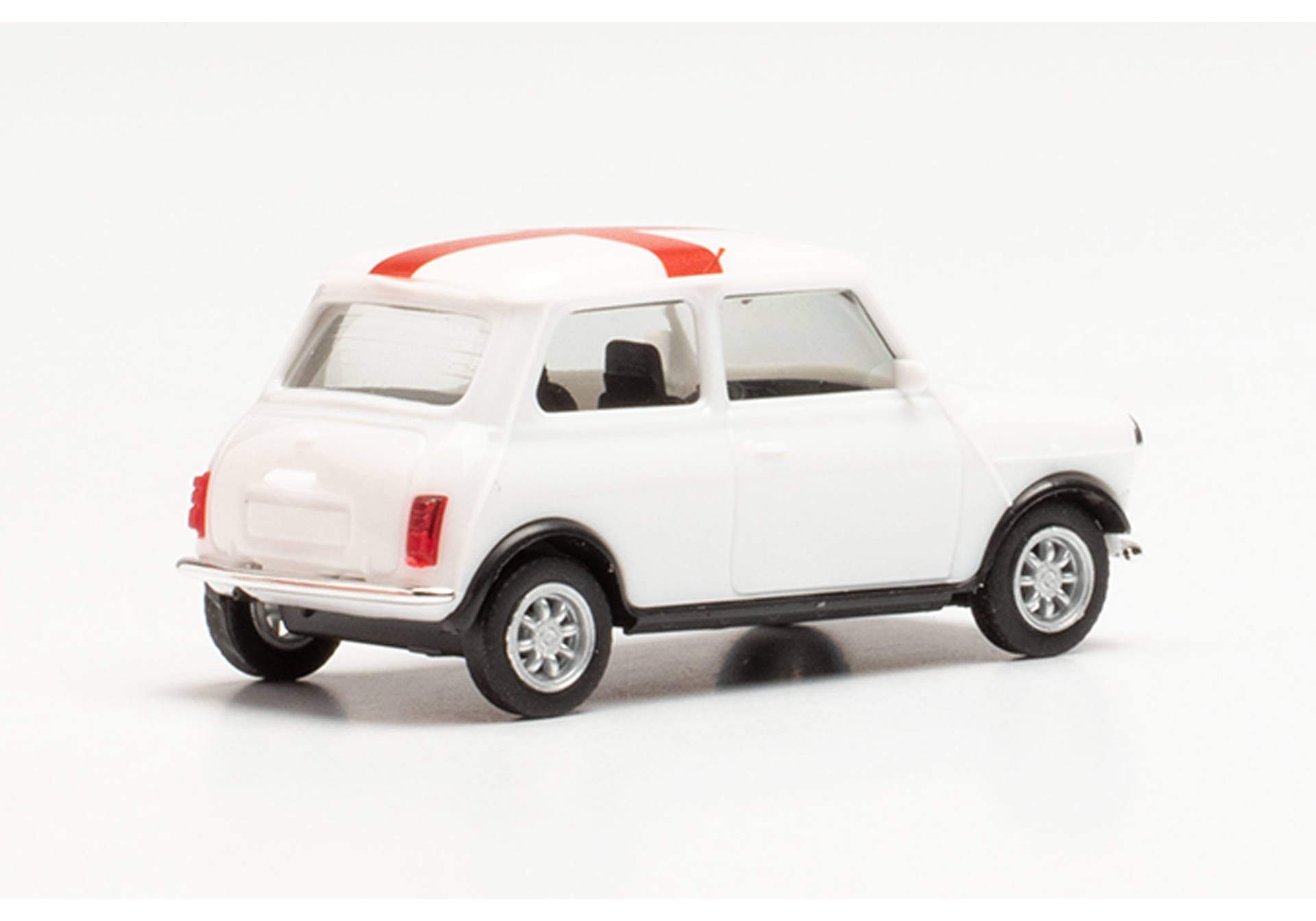 Mini Cooper EM 2021, England