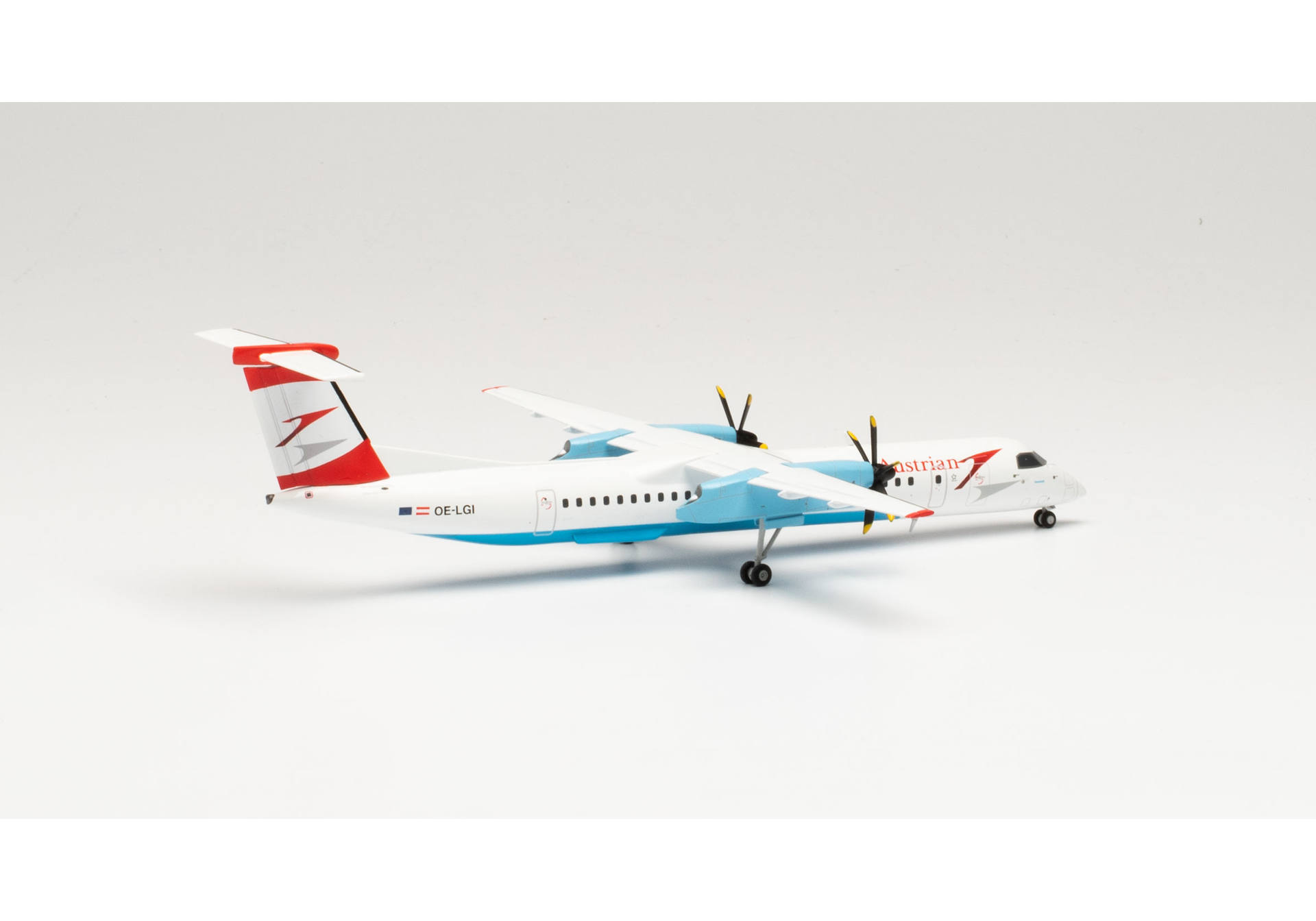 Austrian Airlines Bombardier Q400 “Pfiat Di, Dash!” – OE-LGI “Eisenstadt”