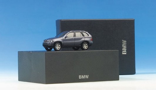 BMW X5 4.4i special box