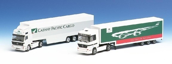 Mercedes-Benz SK '94 Integral case sailing train 2a/3a; Actros LH Jumbocofan-saddle train 2A/3A
