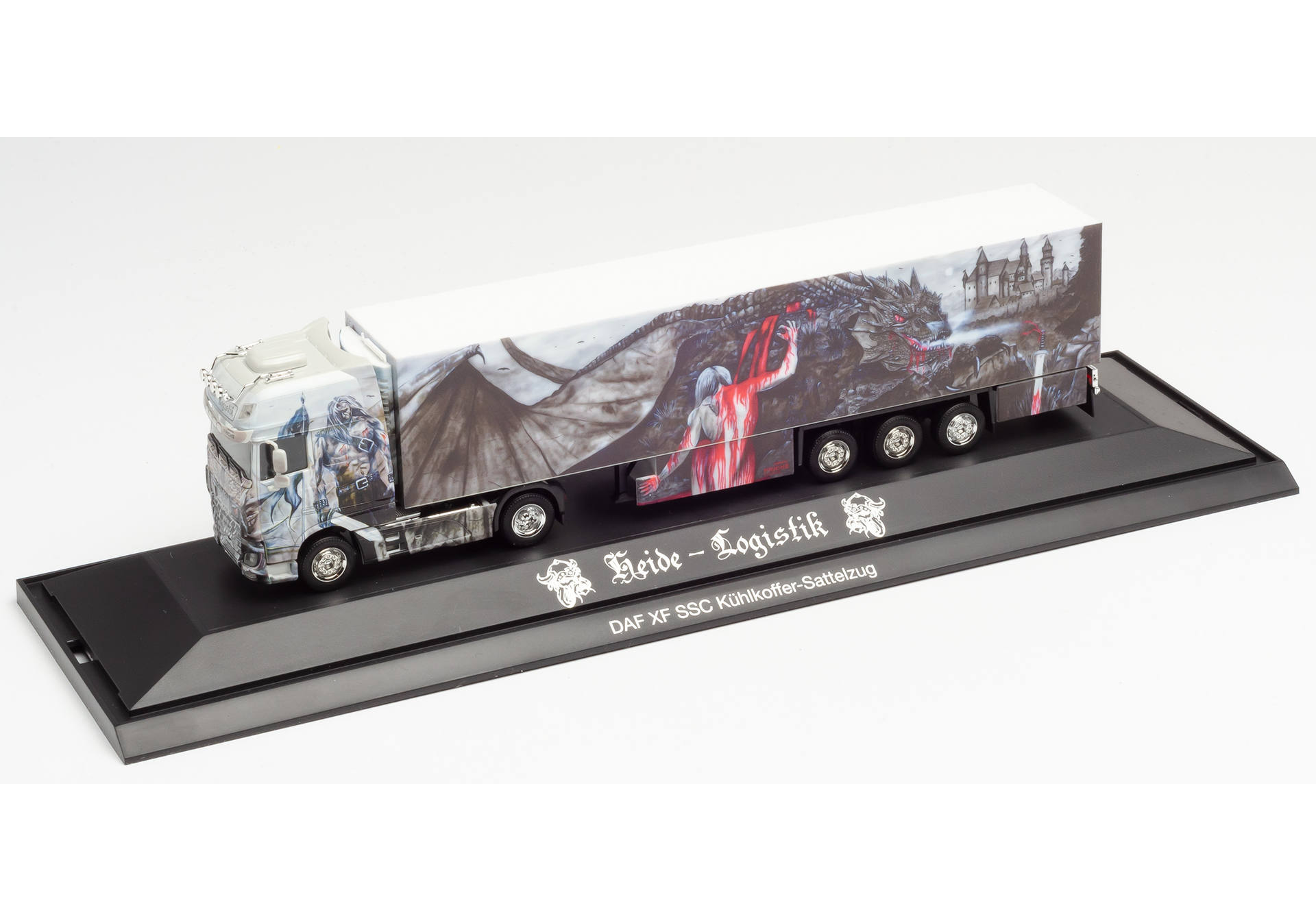 DAF XF SSC Kühlkoffer-Sattelzug „Heide Logistik / Siegfried der Drachentöter“