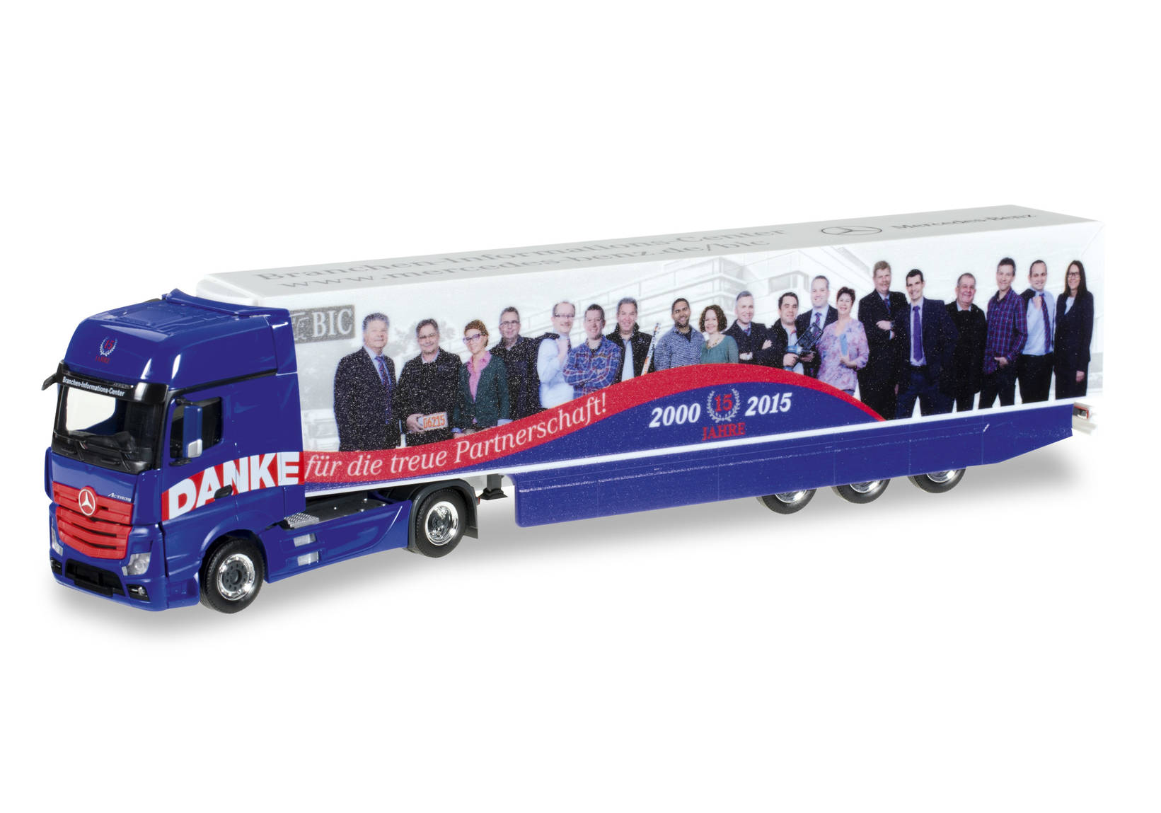 Mercedes-Benz Actros Gigaspace refrigerated box semitrailer "15 Jahre BIC"