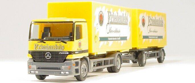 Mercedes-Benz Actros M interchangeable beverage box trailer "Friedenfels"