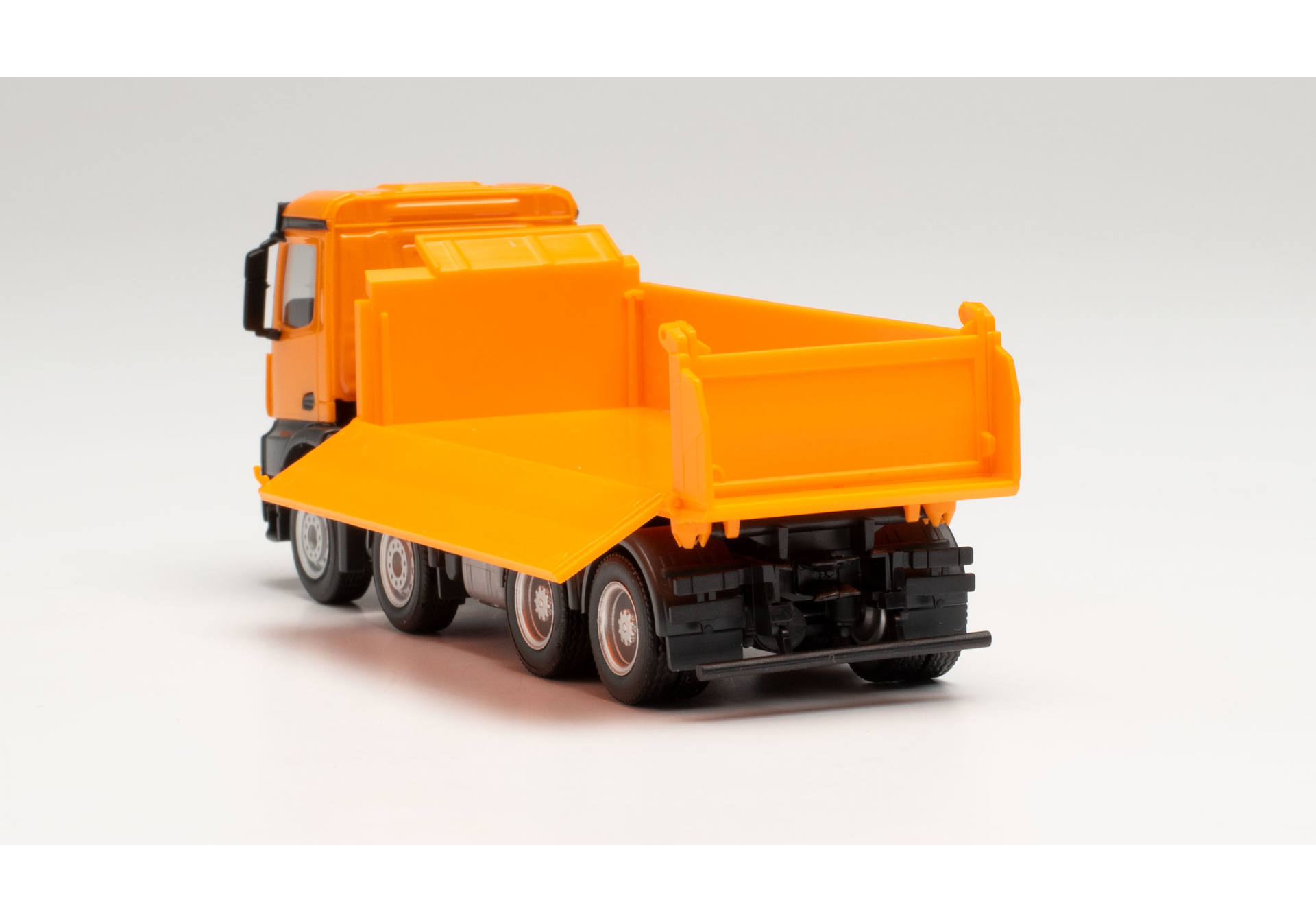 Mercedes-Benz Arocs S 4-axle Meiller dump truck, municipal orange