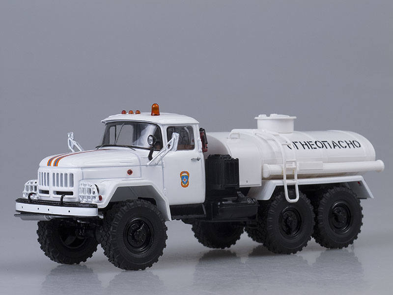 SSM: MCHS tanker truck ZIL-131