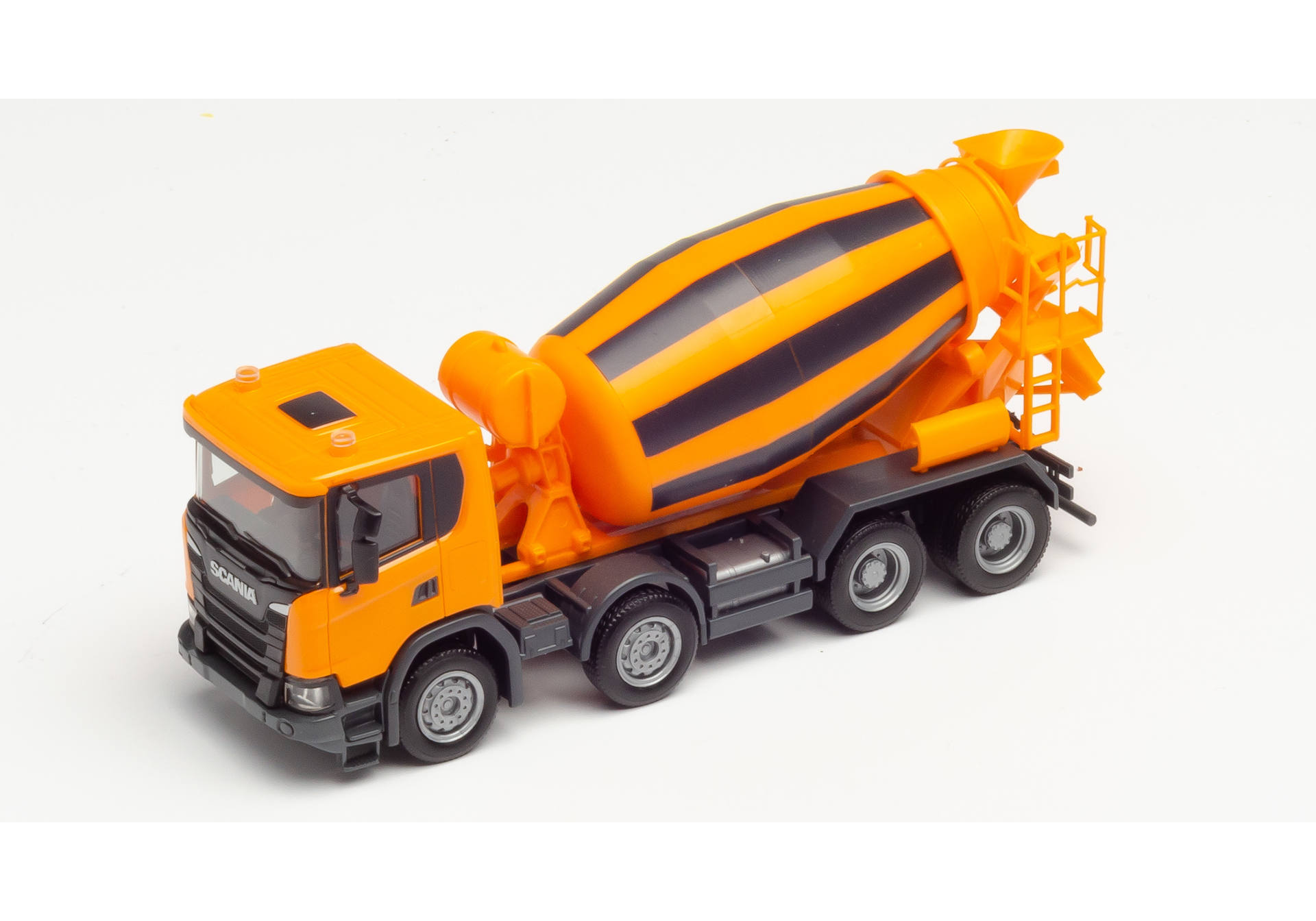 Scania CG 17 concrete mixer 4-axle