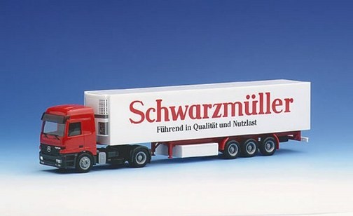 Mercedes-Benz Actros L Catchel case sailing train 2A/3A