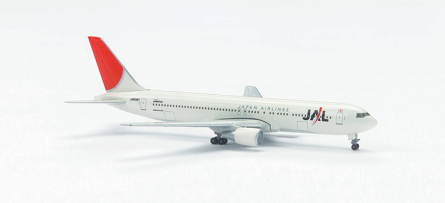 JAL – Japan Airlines 767-300 (new colour)