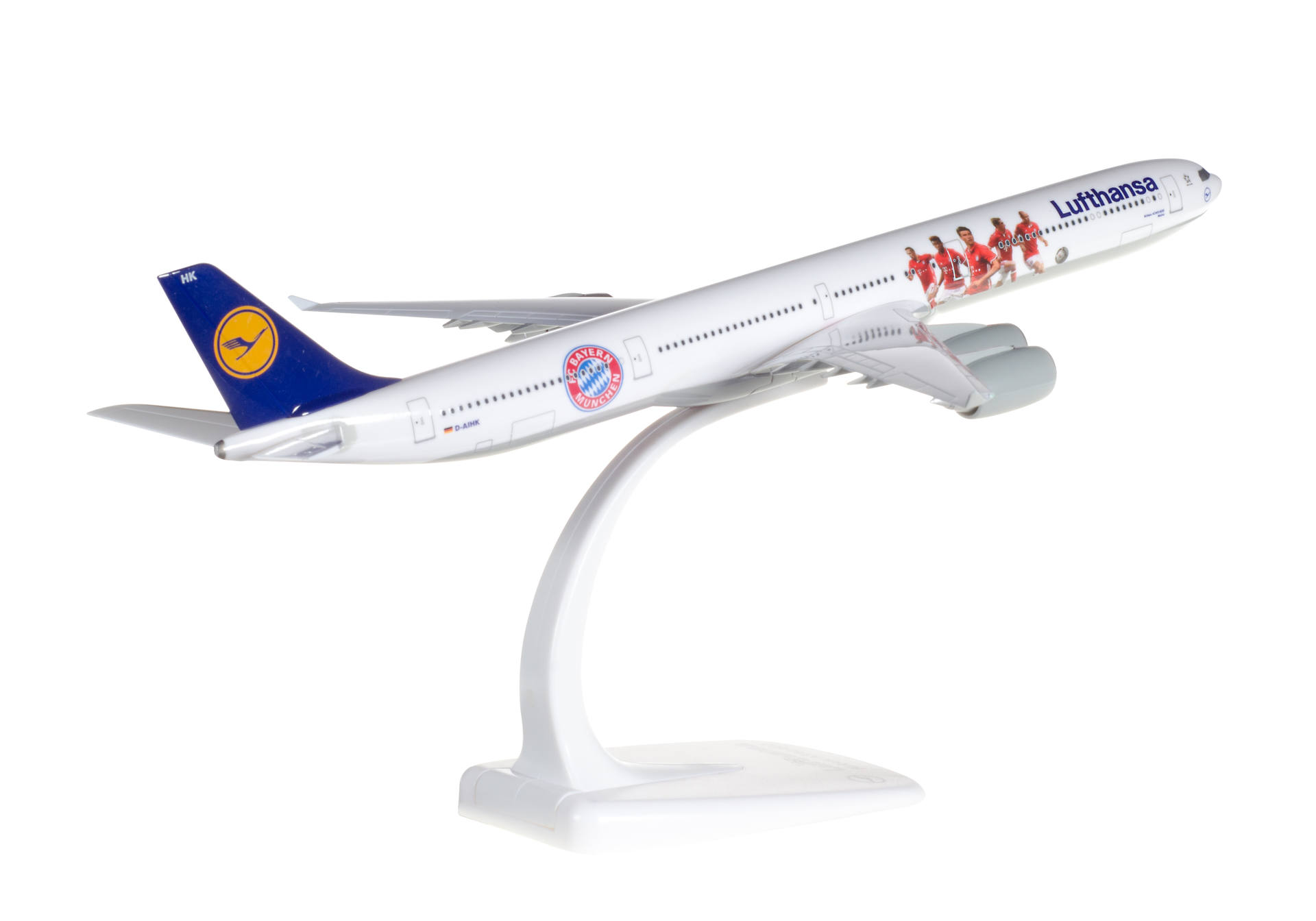 Lufthansa Airbus A340-600 "FC Bayern Audi Summer Tour USA 2016"