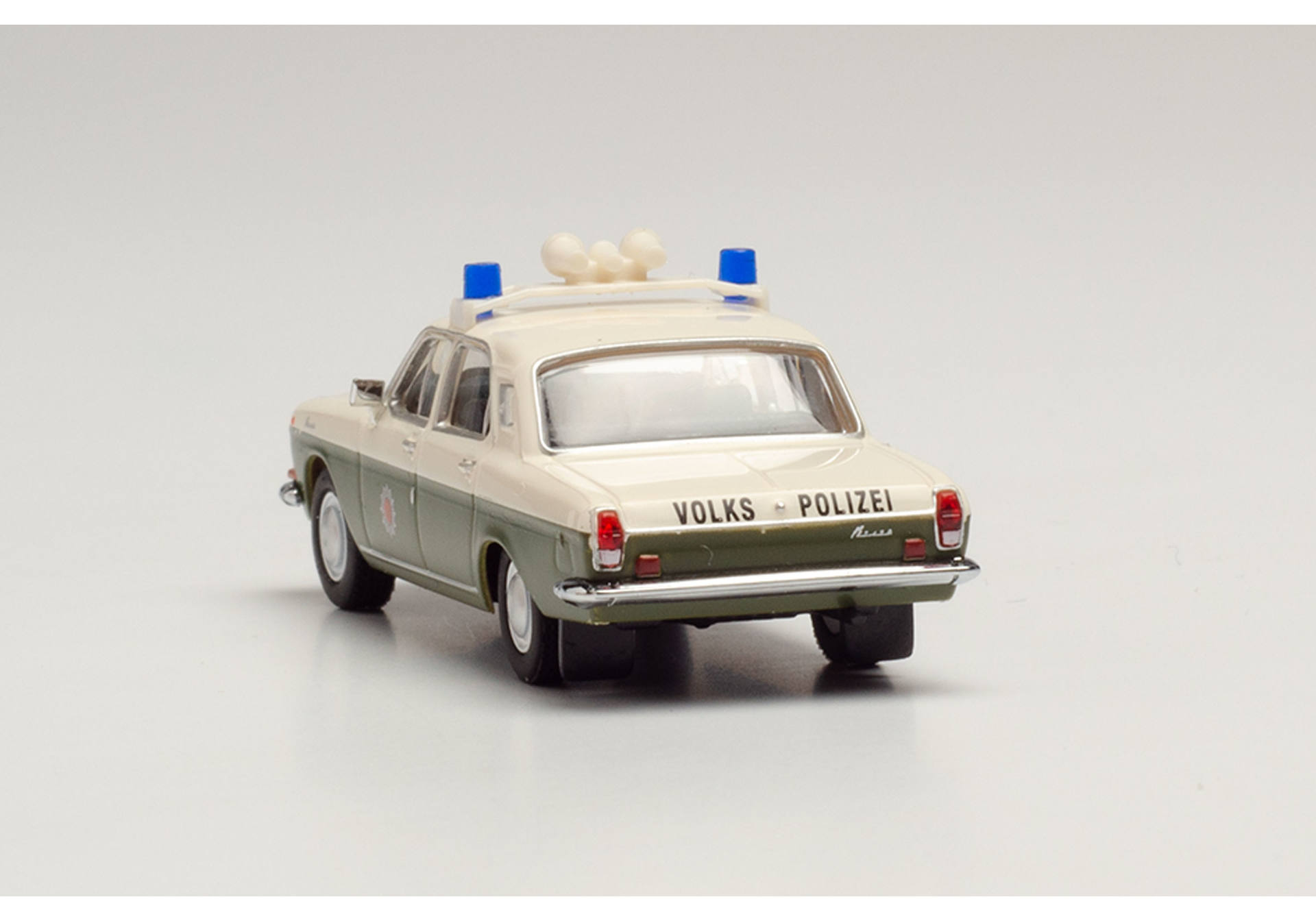 Wolga M 24 "East german police", with new alarm system