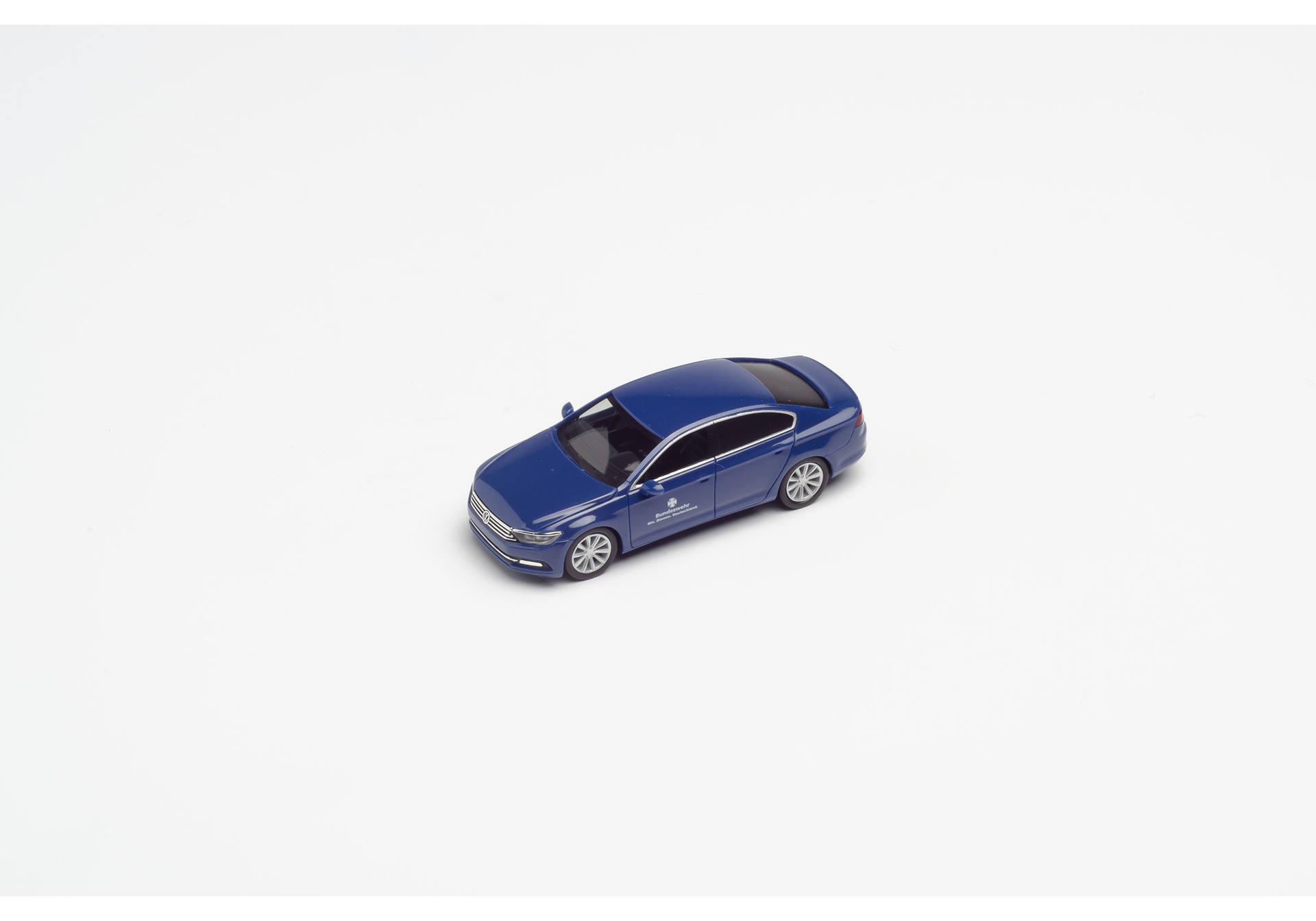 VW Passat Limousine „Bundeswehr Fuhrpark Service“