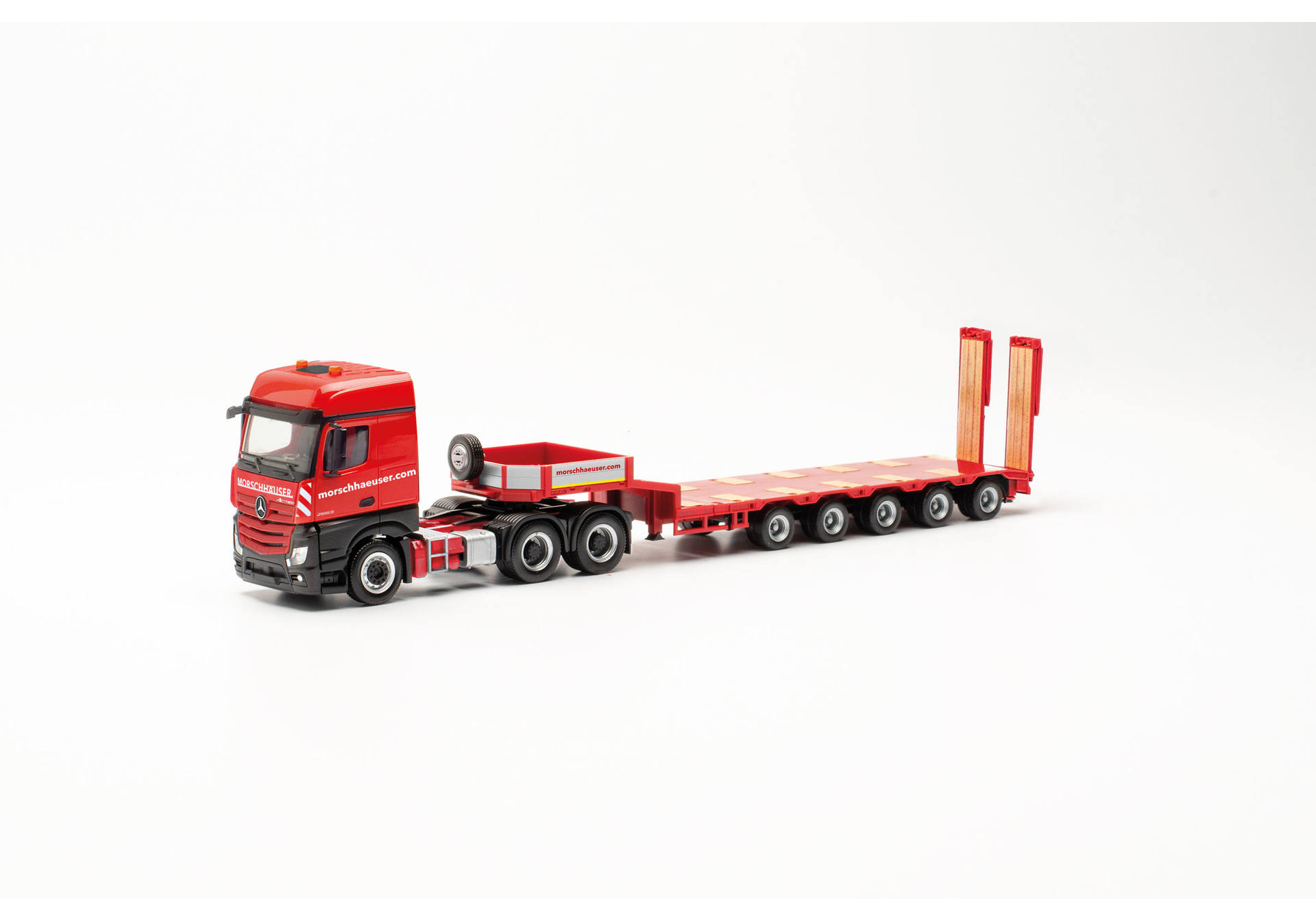Mercedes-Benz Actros Bigspace 6x4 Semitieflade-Sattelzug "Morschhäuser" (Rheinland-Pfalz/Dörth)