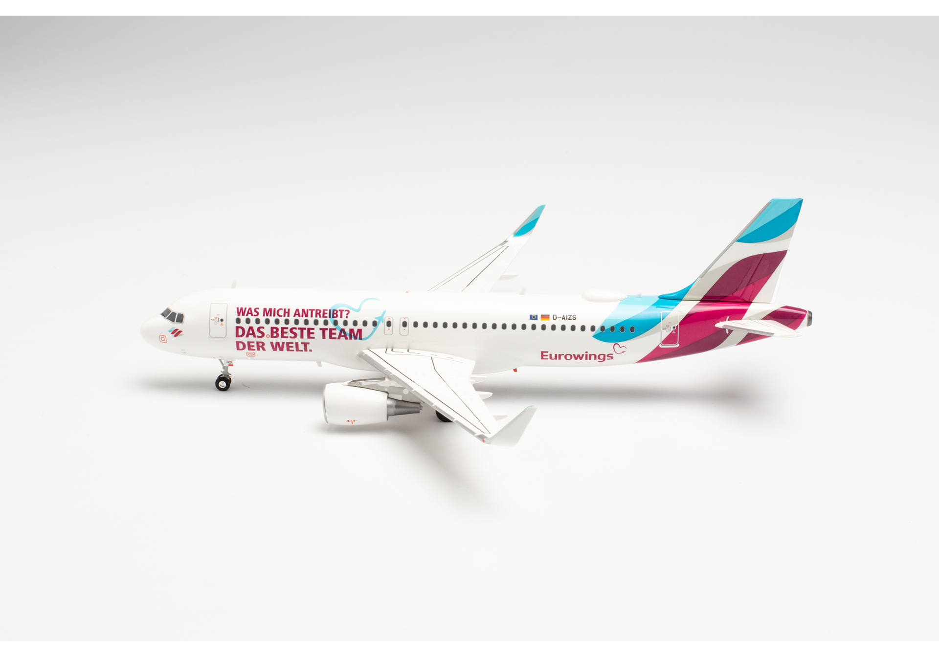 Eurowings Airbus A320 “Teamflieger” - D-AIZS