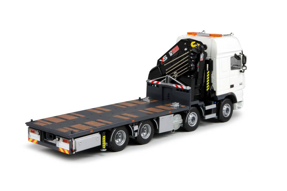 DAF XF 105 SSC Flachbett-LKW mit Kran