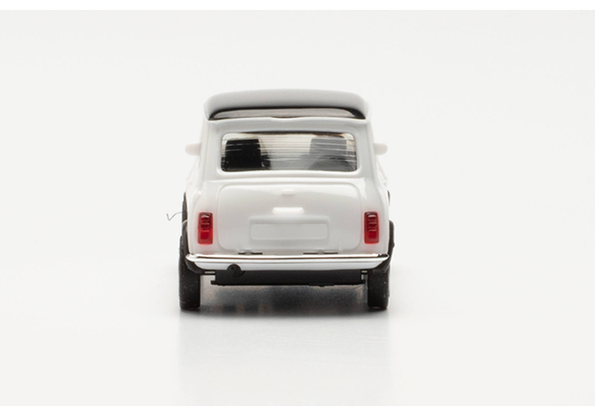 Mini Cooper Klassik, white /roof black