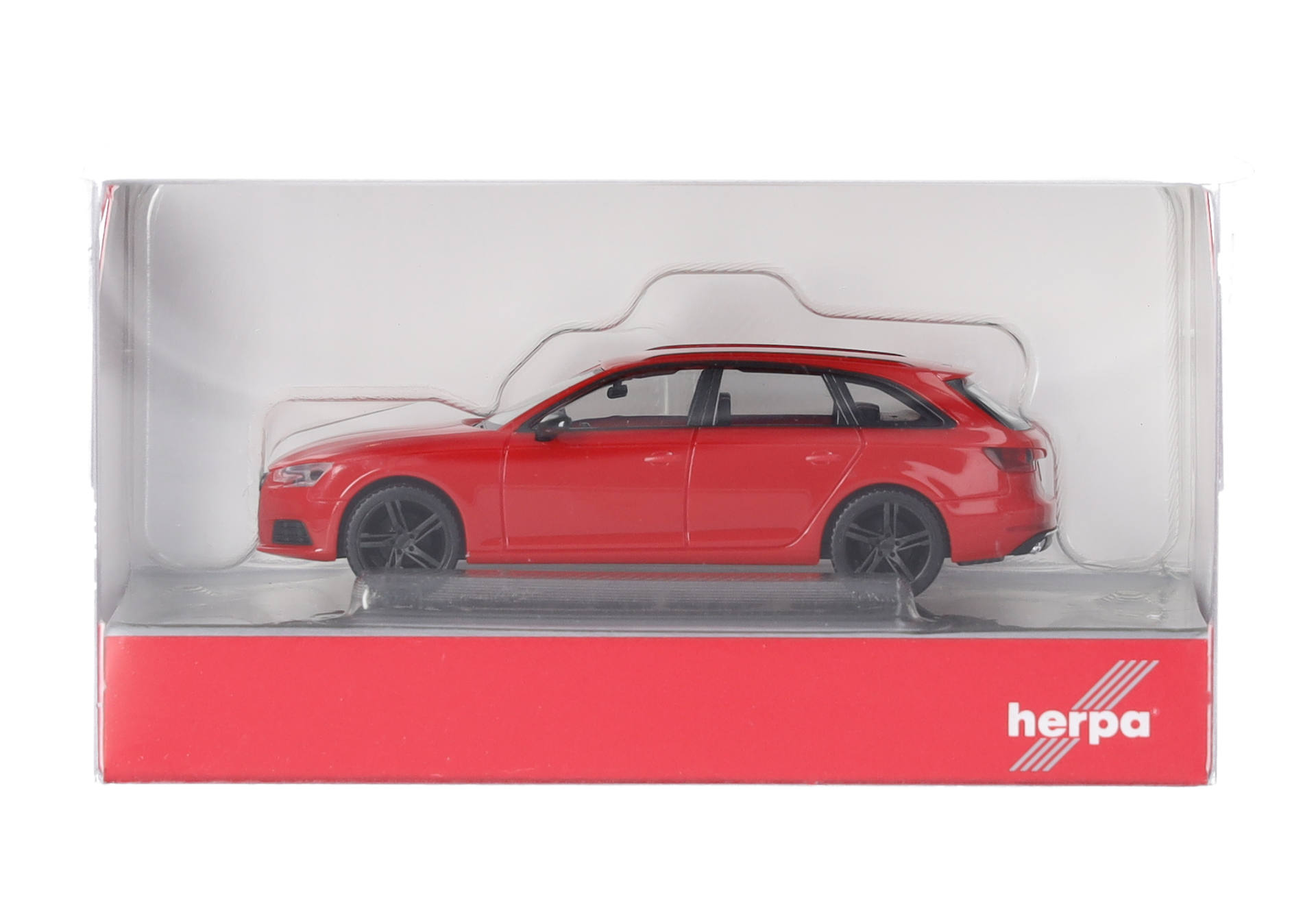 Audi A4 Avant, red