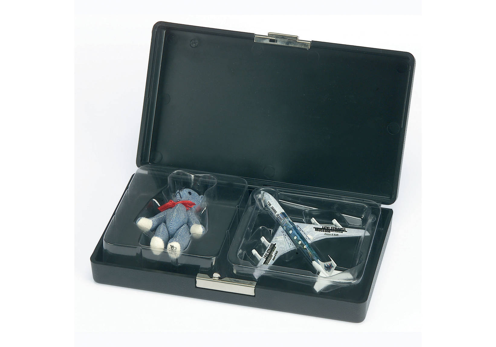 Levi Strauss Set Boeing 707-300 with Bing collectable bear