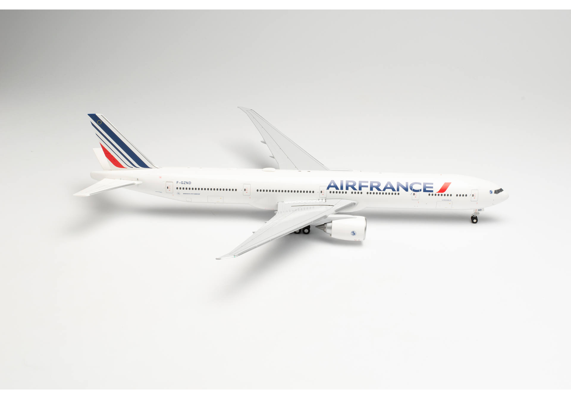 Air France Boeing 777-300ER - 2021 livery – F-GZND “La Rochelle”
