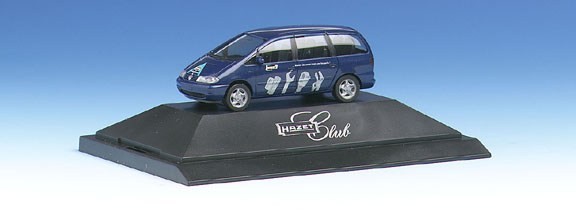 VW Sharan four -door