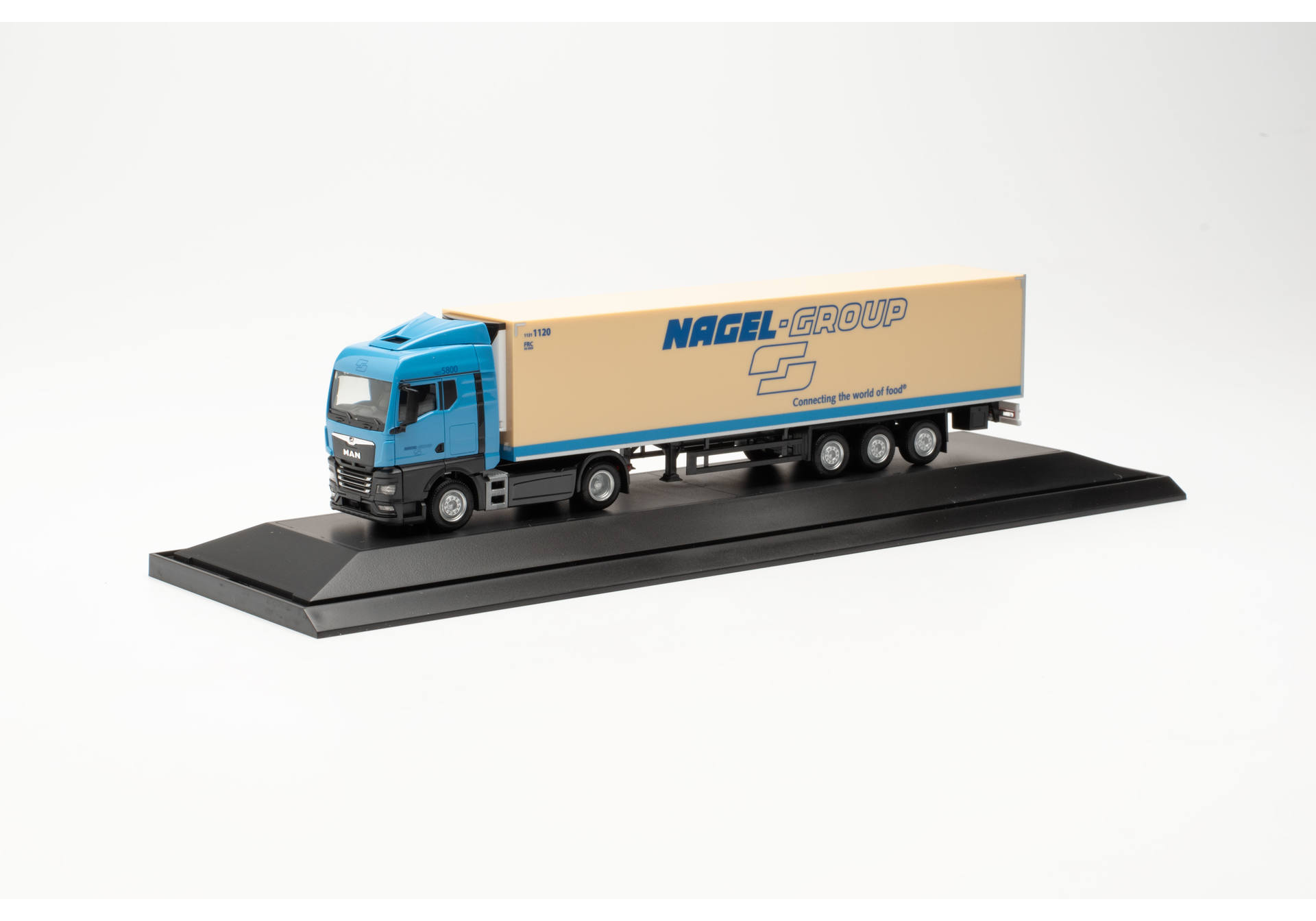 MAN TGX GM refrigerated box semitrailer "Kraftverkehr Nagel Group"