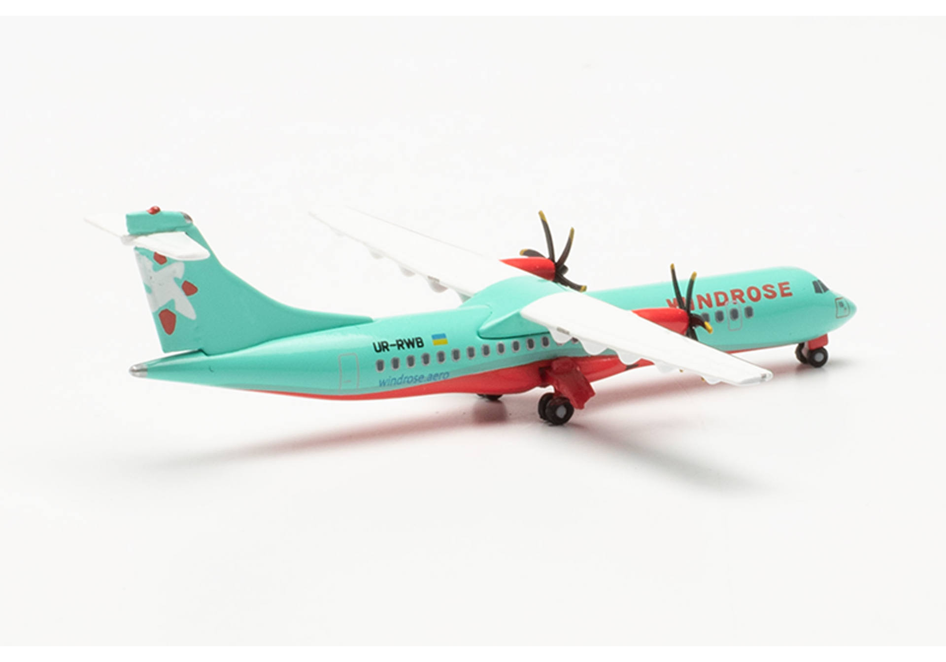 Windrose Aviation ATR-72-600 – UR-RWB