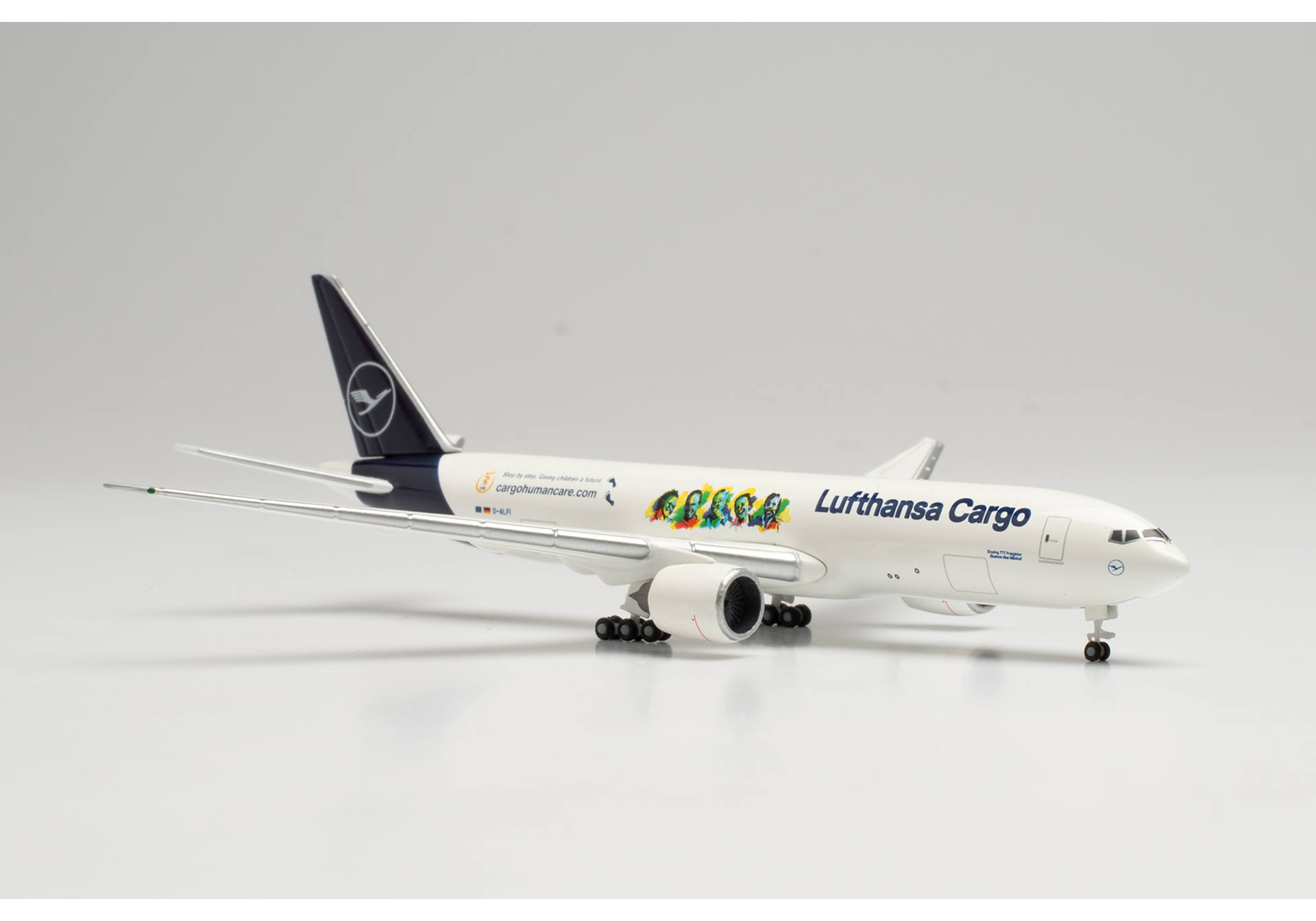Lufthansa Cargo Boeing 777F “Cargo Human Care“ – D-ALFI “Buenos Días México”