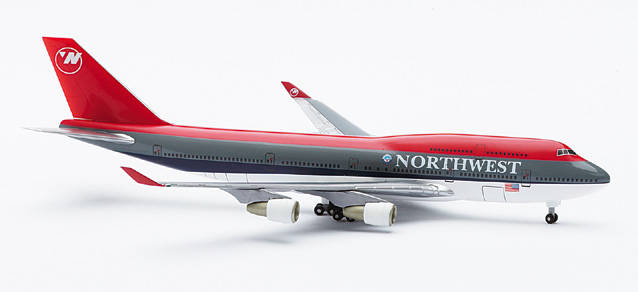 Northwest Boeing 747-400 Airlines mit Stand und Fahrwerk