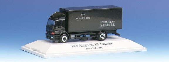 Mercedes-Benz Atego from 18 tons of suitcase truck 2A base pressure: the Atego from 18 tons. Nfz. -iaa '98