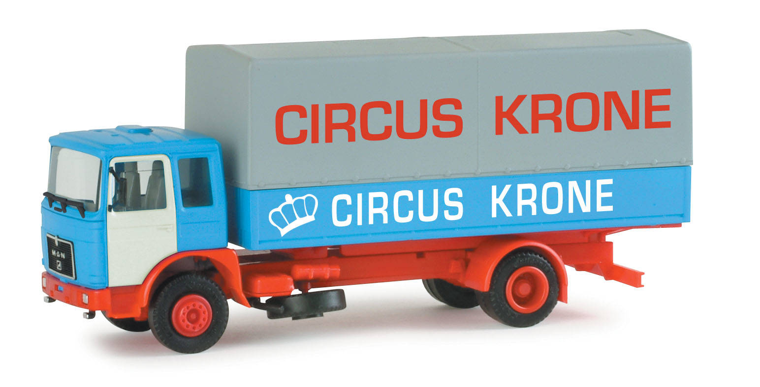MAN F8 Pritschen-LKW "Circus Krone"
