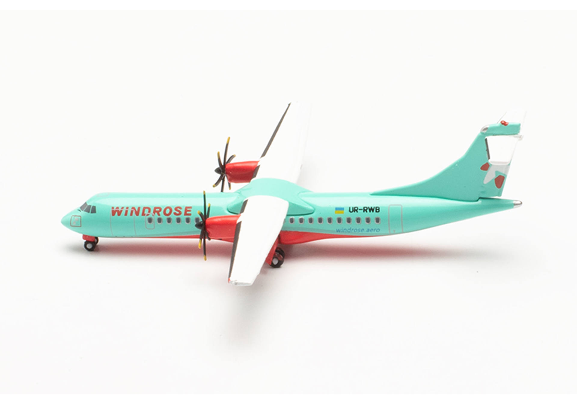 Windrose Aviation ATR-72-600 – UR-RWB