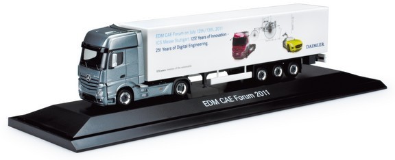Mercedes-Benz Actros '11 Gigaspace case-saddle train