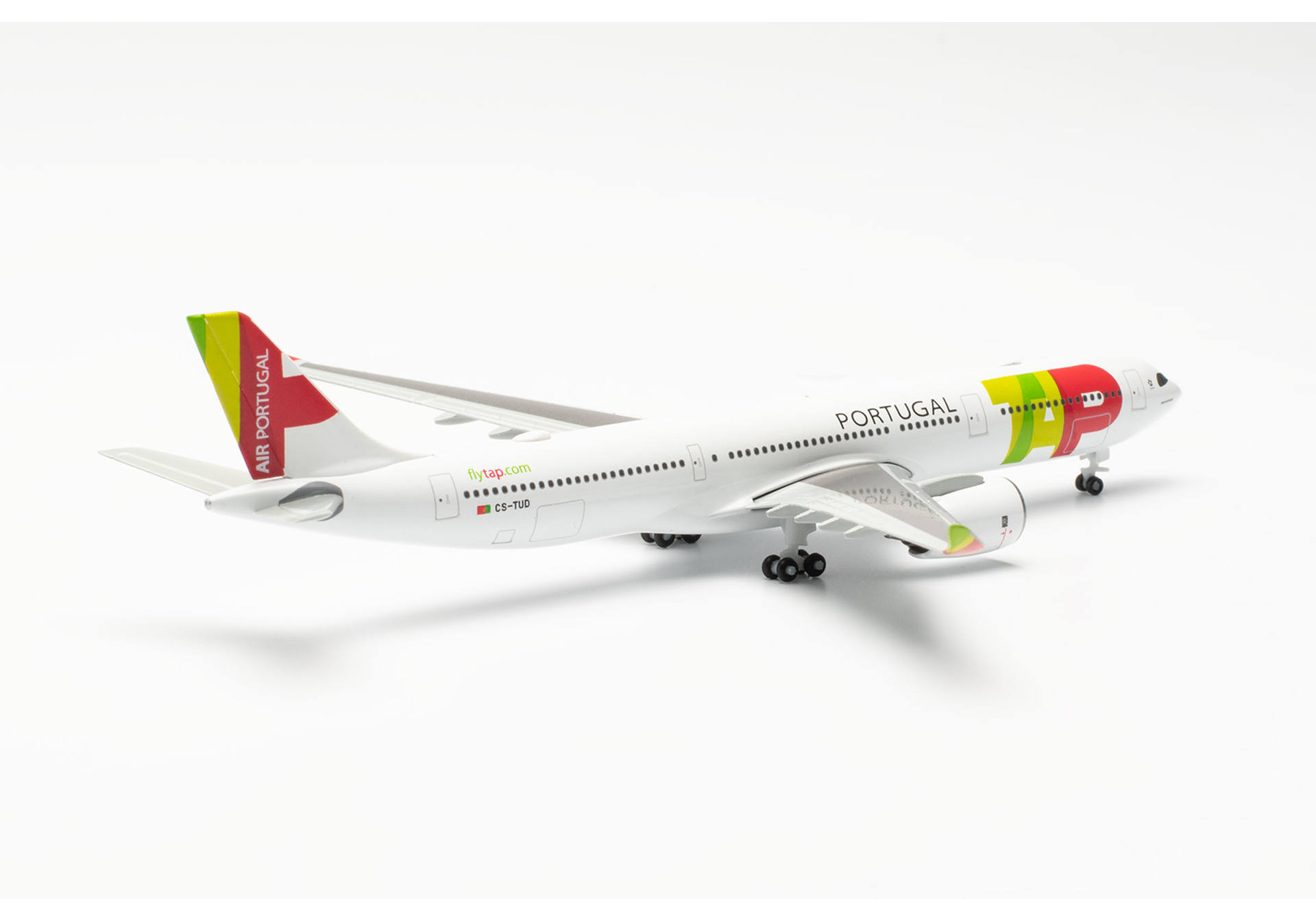 TAP Air Portugal Airbus A330-900neo – 75 Years - CS-TUD