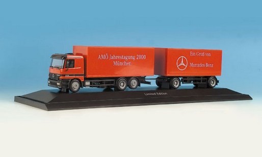 Mercedes-Benz Actros L case trailer train 3A/2A special box