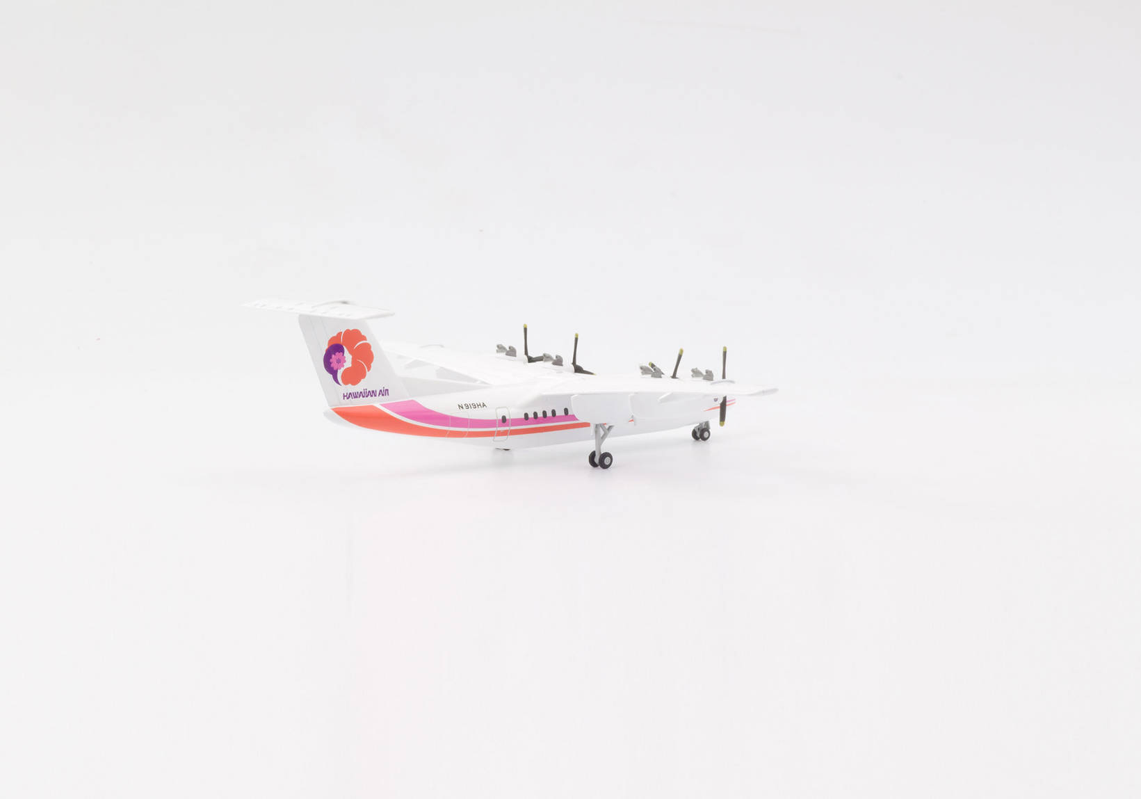 Hawaiian Airlines De Havilland Canada DHC-7