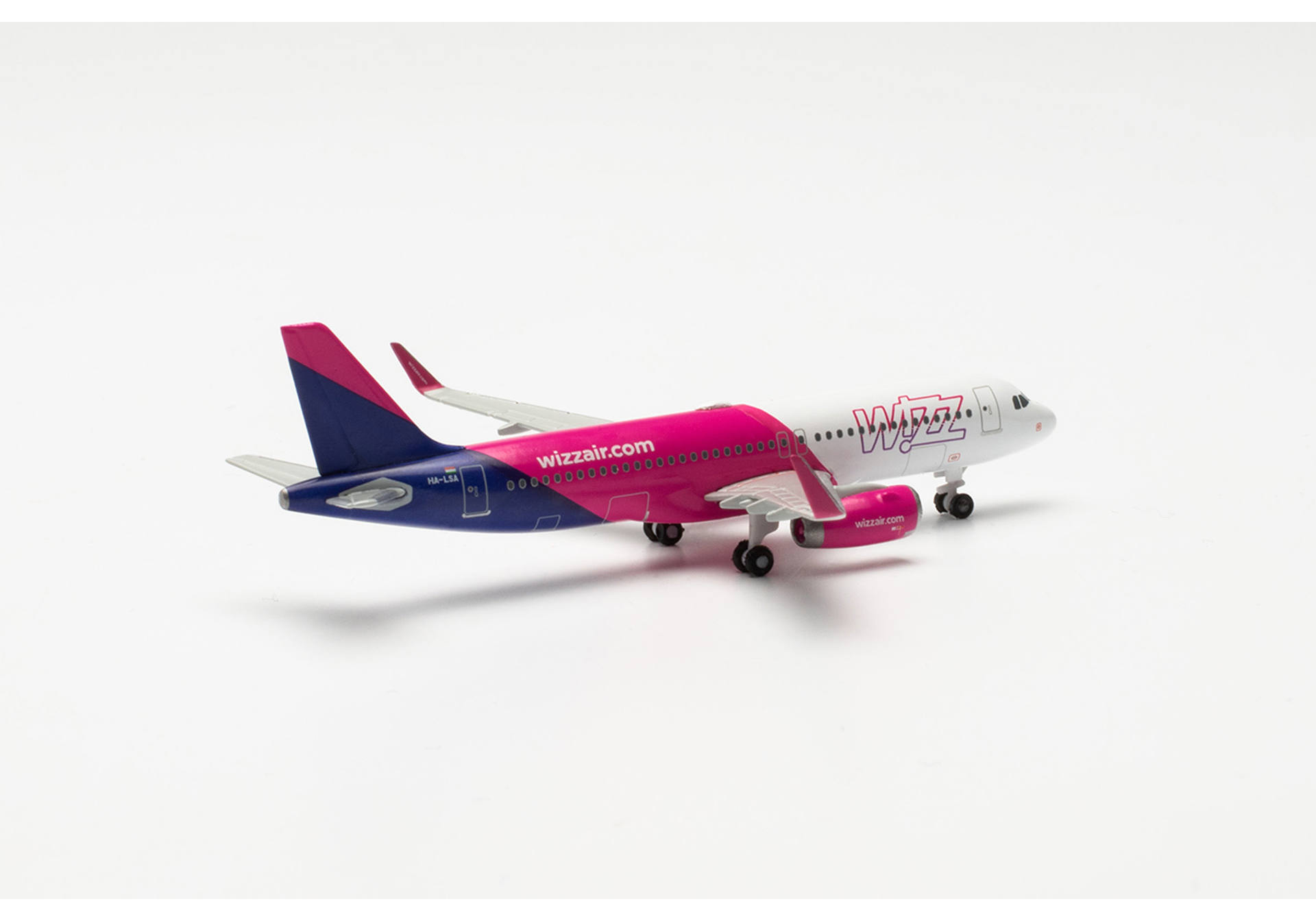 Wizz Air Airbus A320 - HA-LSA