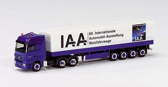 Mercedes-Benz Actros LH '02 platform/plane saddle train
