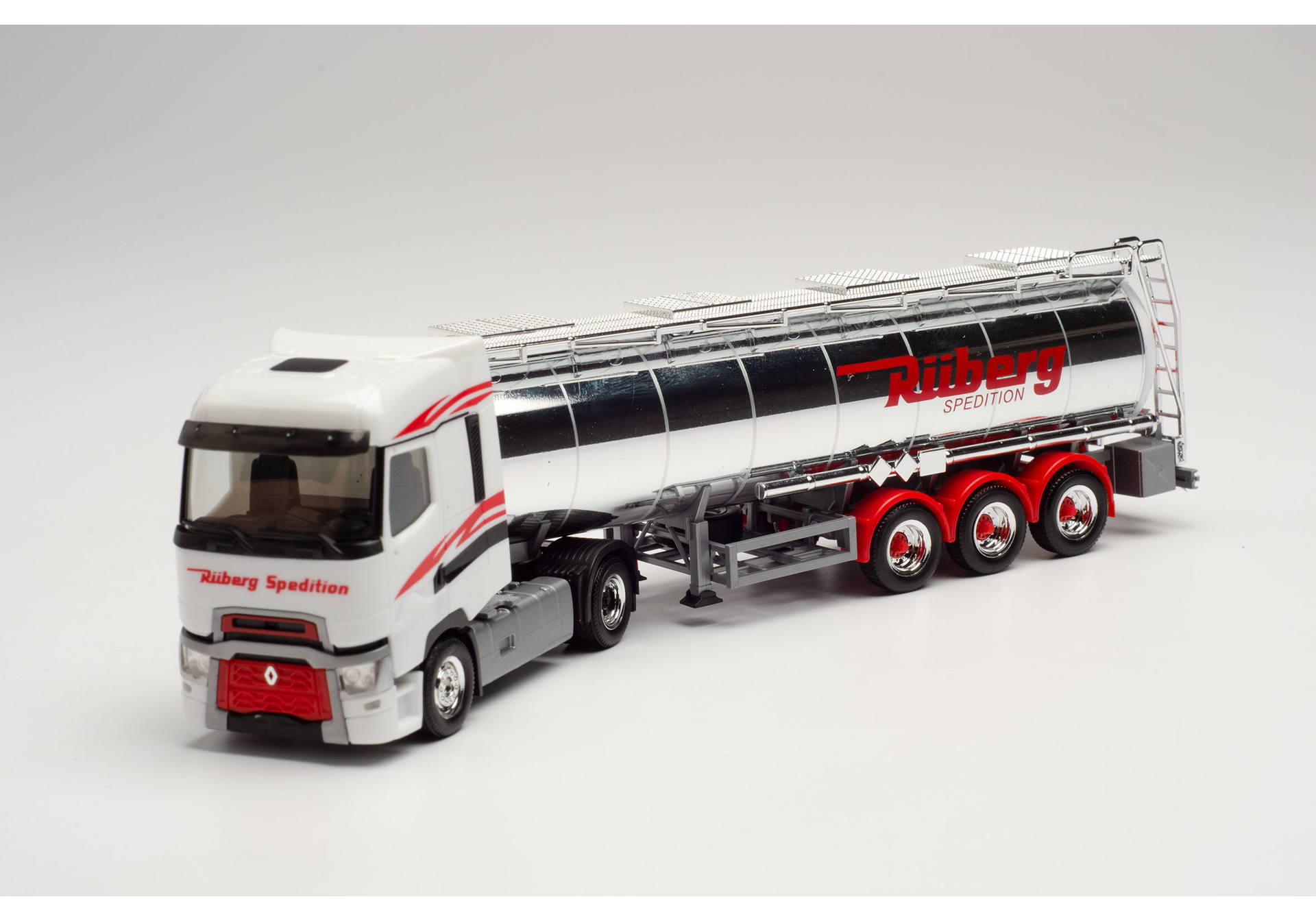 Renault T chemical chromium tank semitrailer „Rüberg“
