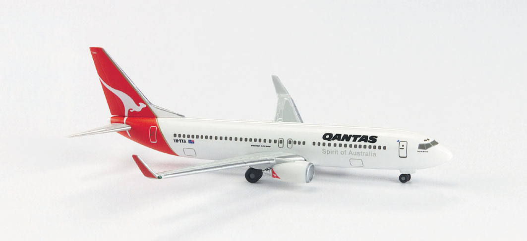 Qantas Boeing 737-800 (with winglets)